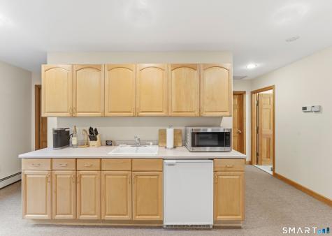 80 Mariner Circle Trumbull CT 06611