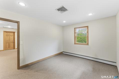 80 Mariner Circle Trumbull CT 06611