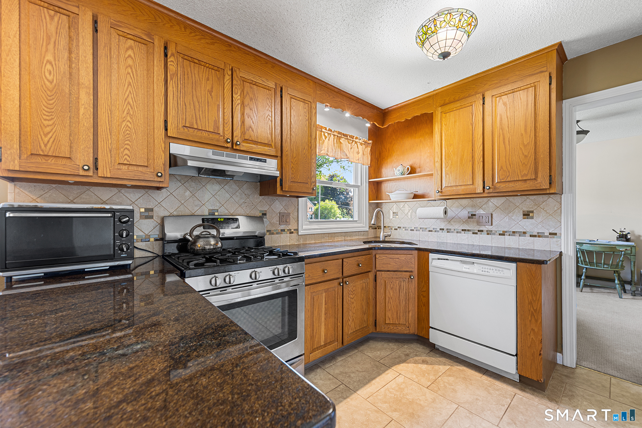 20 Somerset Drive Windsor CT 06095