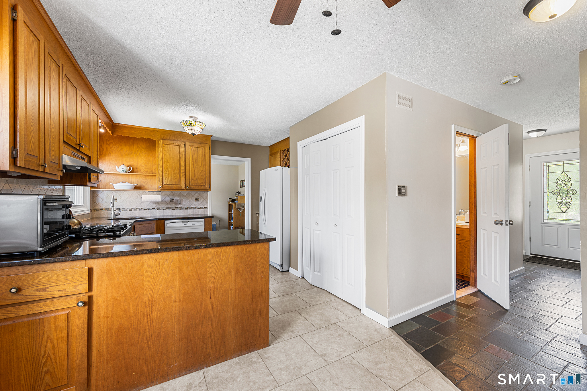 20 Somerset Drive Windsor CT 06095
