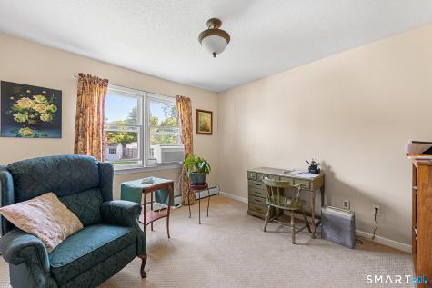 20 Somerset Drive Windsor CT 06095