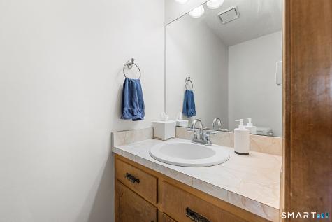 20 Somerset Drive Windsor CT 06095