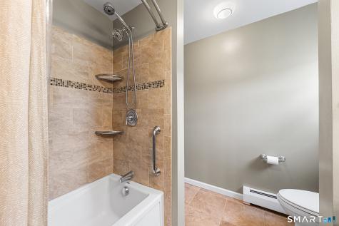 20 Somerset Drive Windsor CT 06095