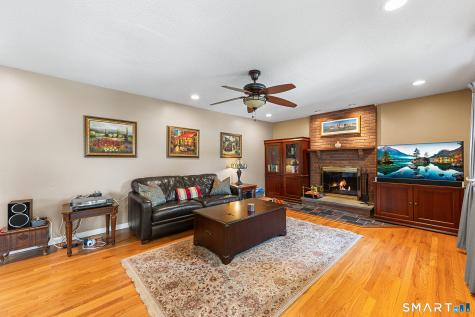 20 Somerset Drive Windsor CT 06095