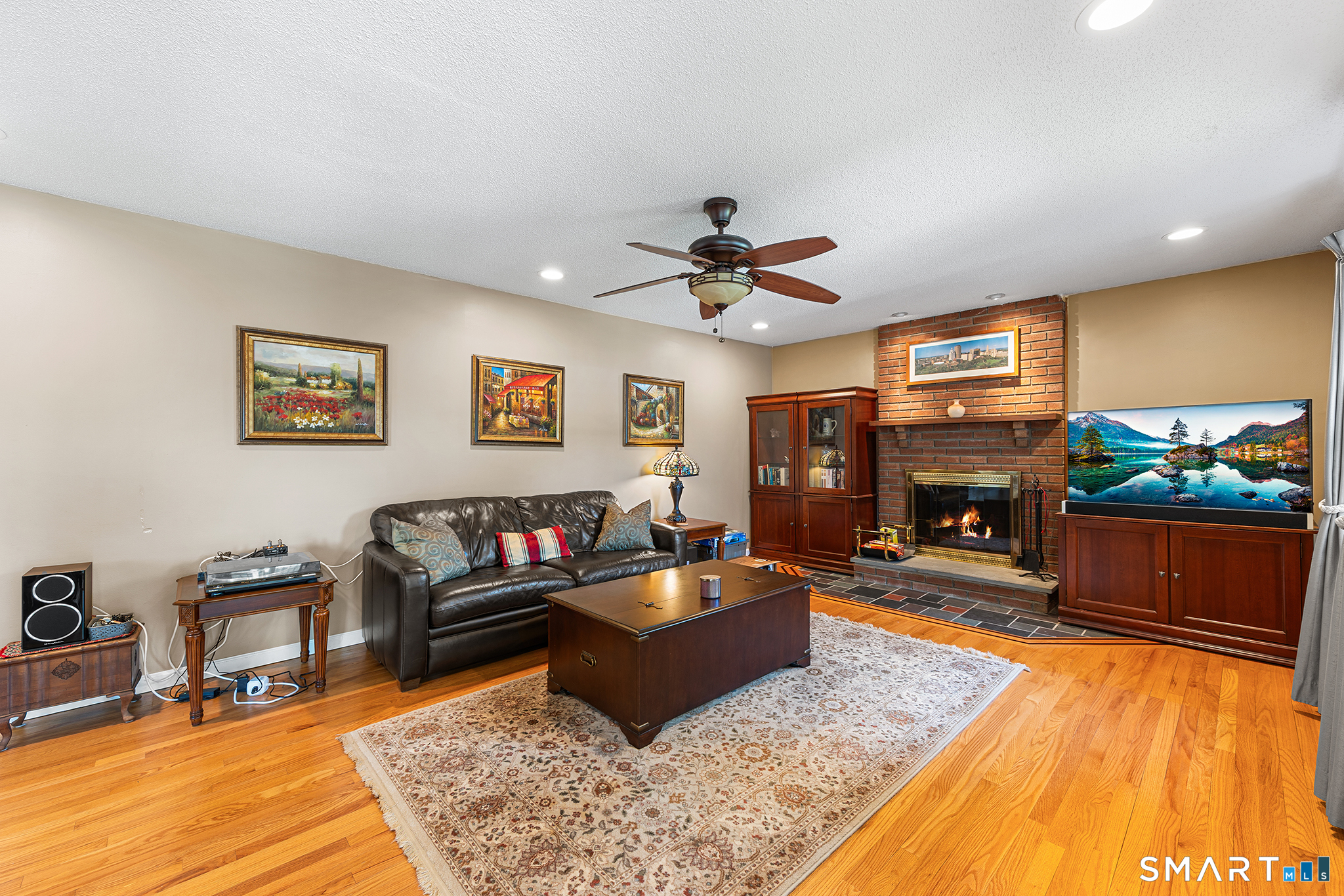 20 Somerset Drive Windsor CT 06095