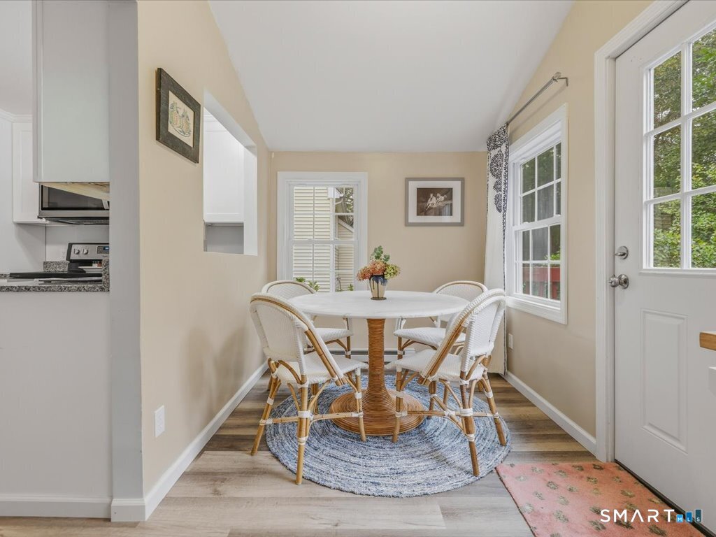 41 Spring Glen Road East Lyme CT 06357
