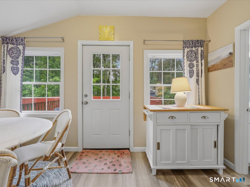41 Spring Glen Road East Lyme CT 06357