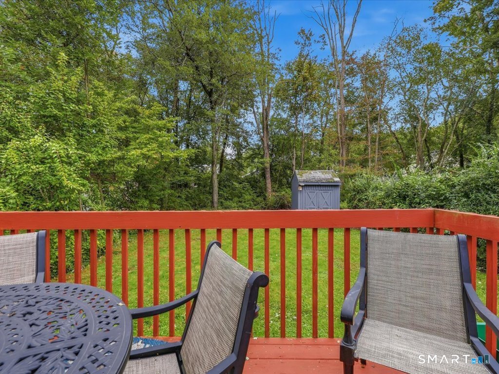41 Spring Glen Road East Lyme CT 06357