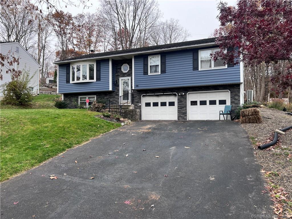 74 Woodhaven Street Waterbury CT 06708