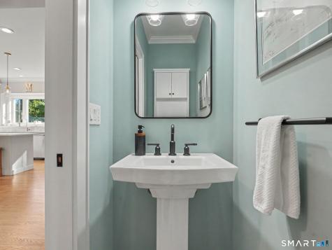 41 Reynolds Drive Fairfield CT 06824
