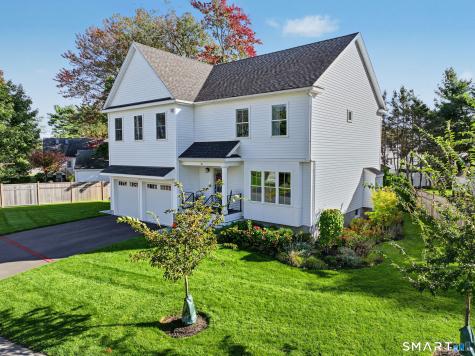 41 Reynolds Drive Fairfield CT 06824