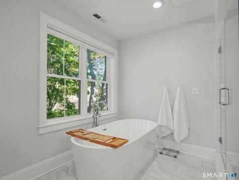 41 Reynolds Drive Fairfield CT 06824
