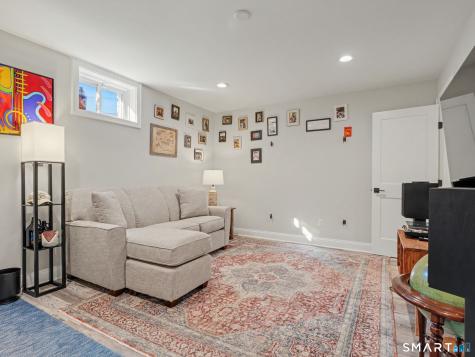 41 Reynolds Drive Fairfield CT 06824