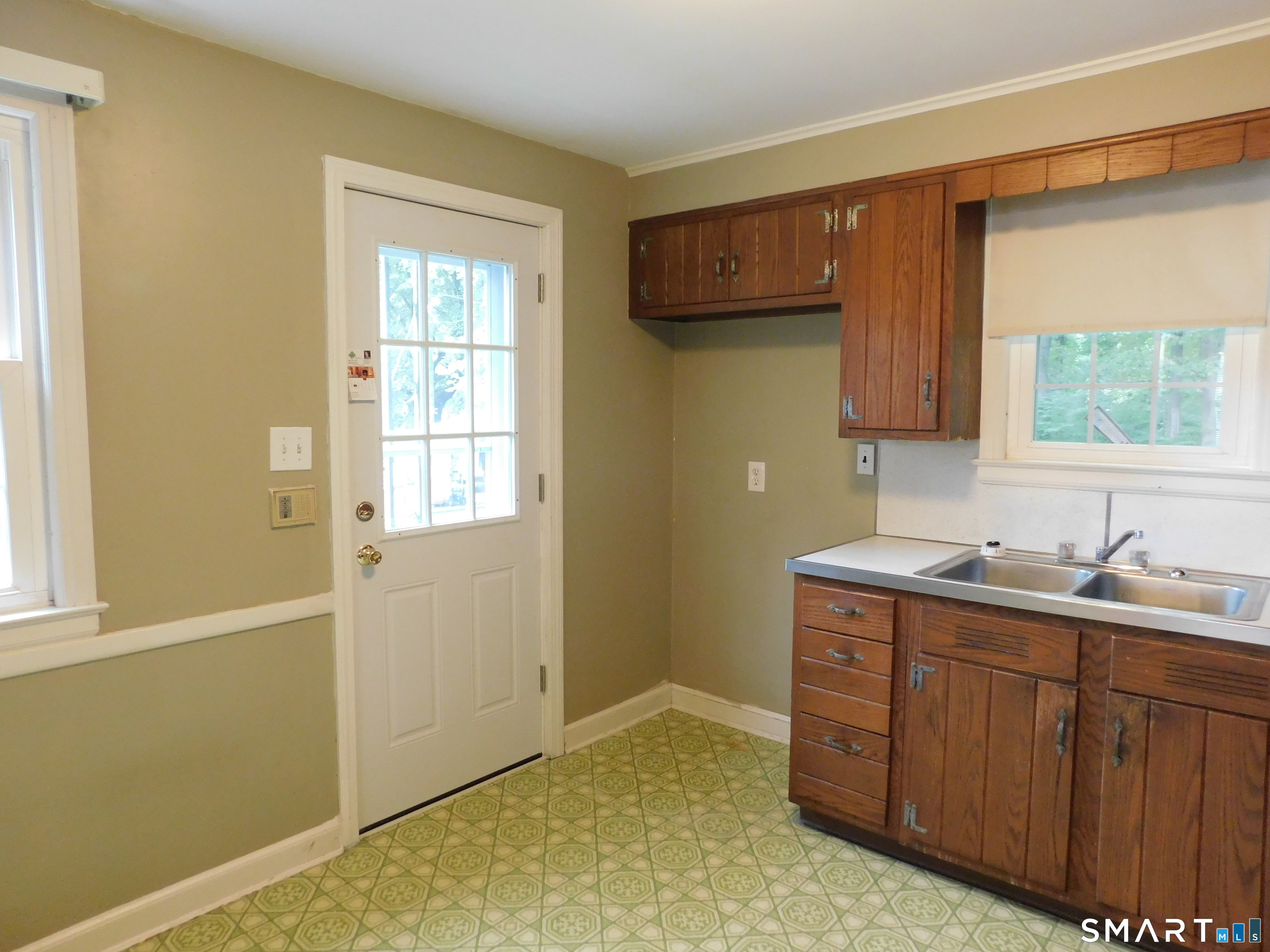 3 Pleasant Drive Hamden CT 06514