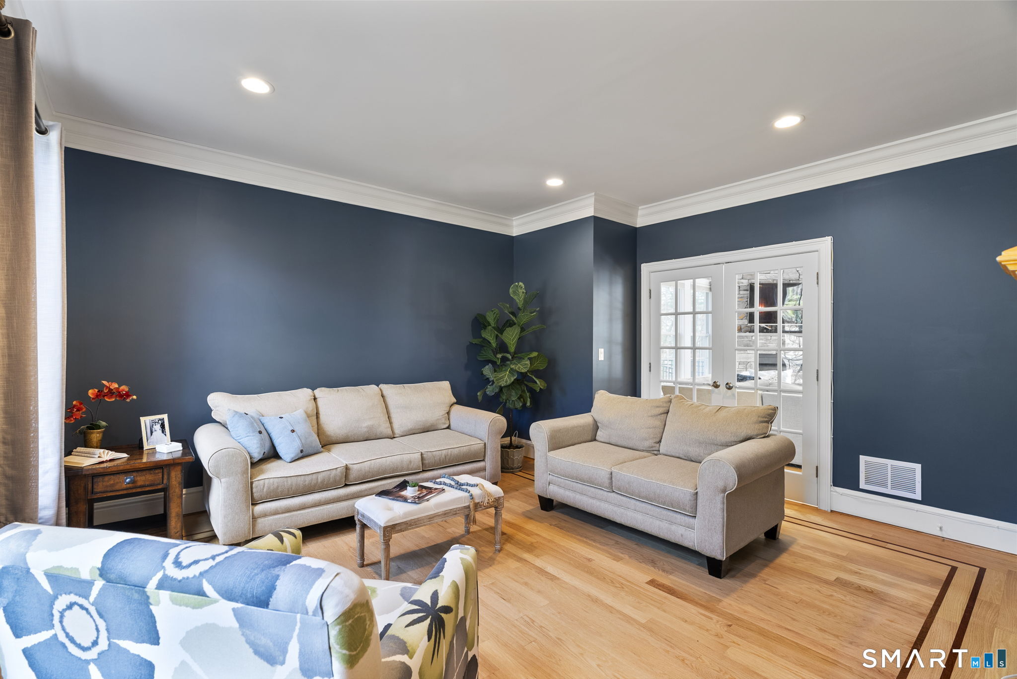 1197 Neipsic Road Glastonbury CT 06033