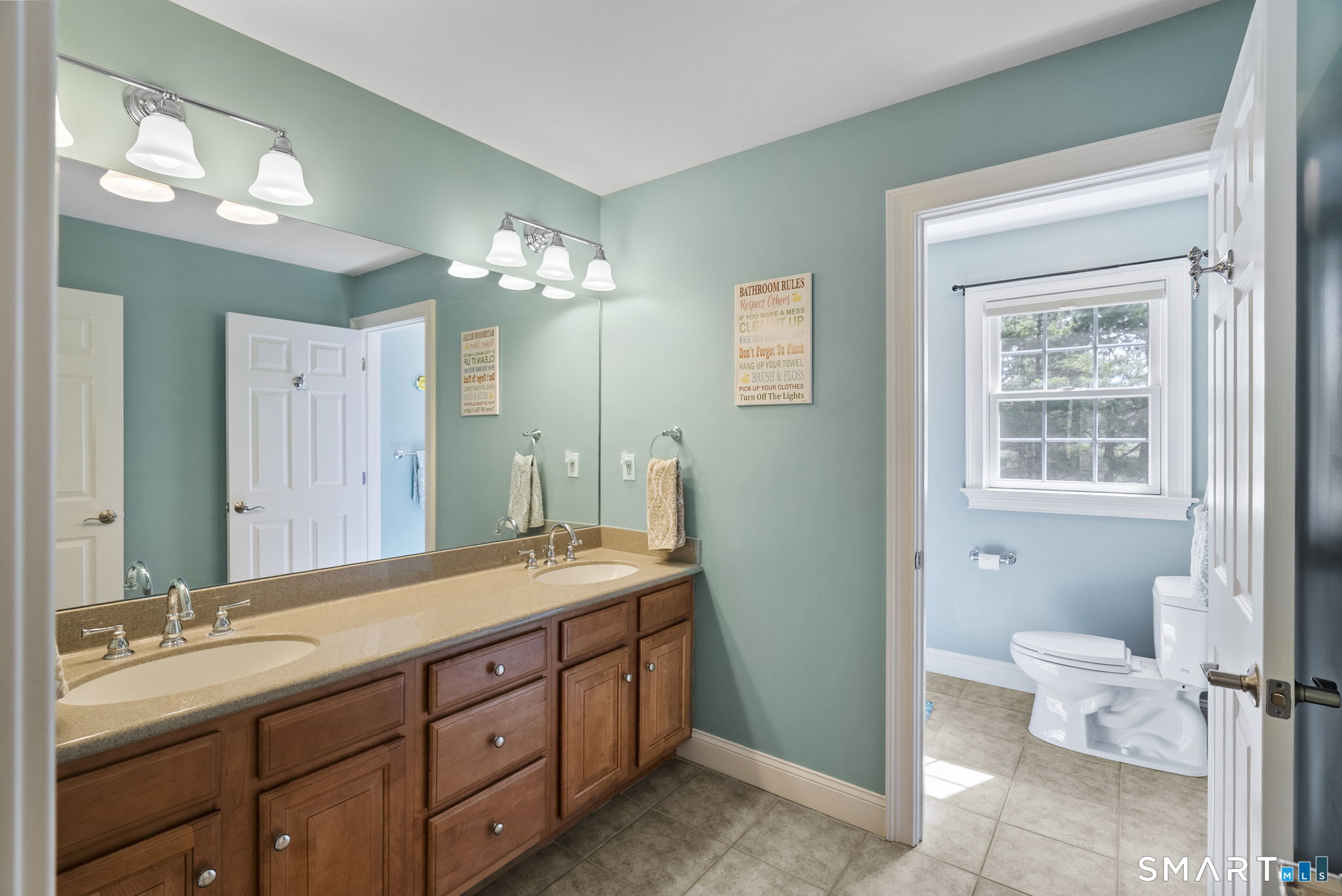 1197 Neipsic Road Glastonbury CT 06033