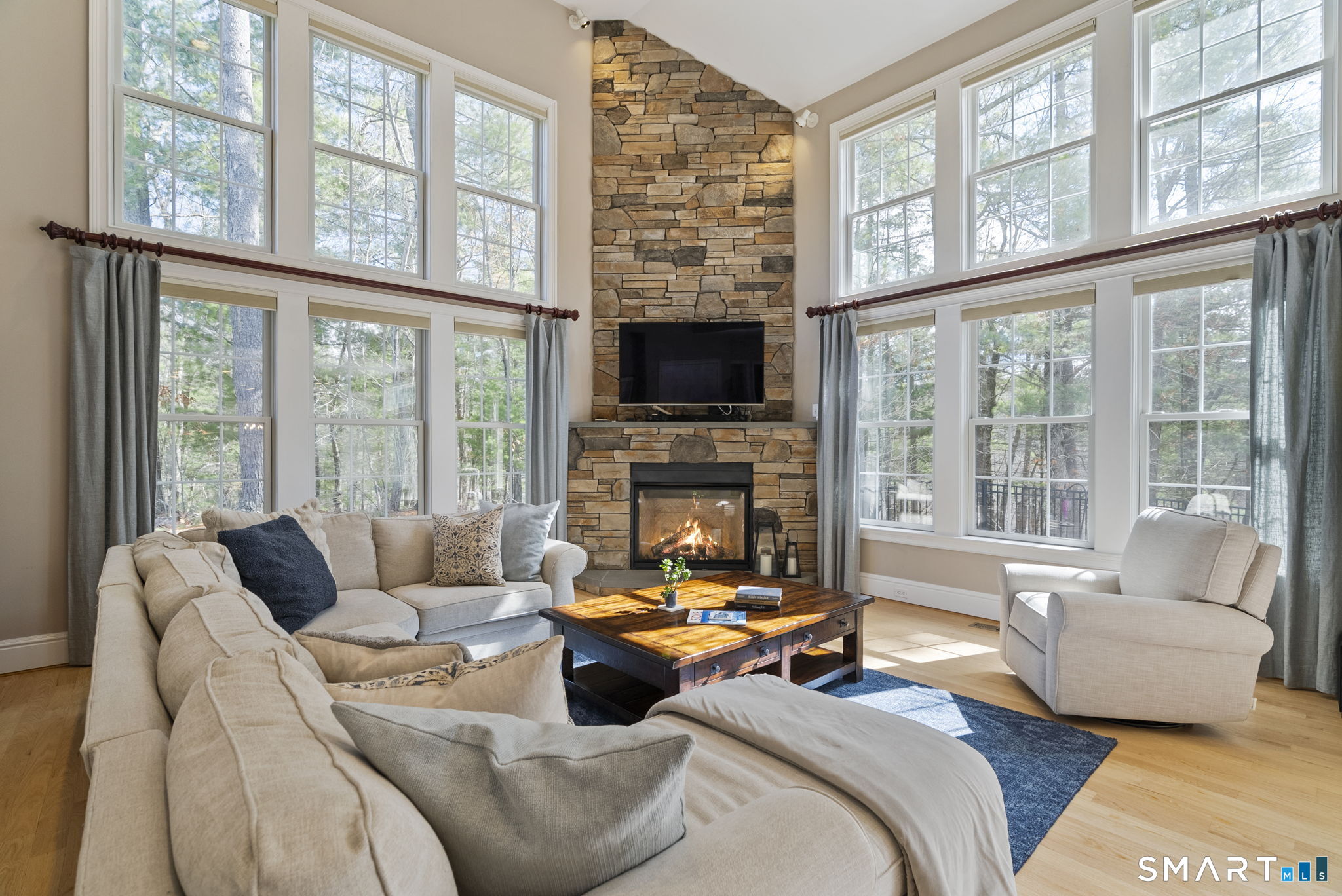 1197 Neipsic Road Glastonbury CT 06033