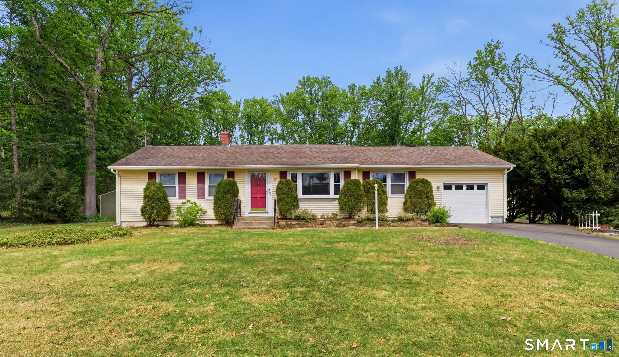 8 Gem Drive Ellington CT 06029