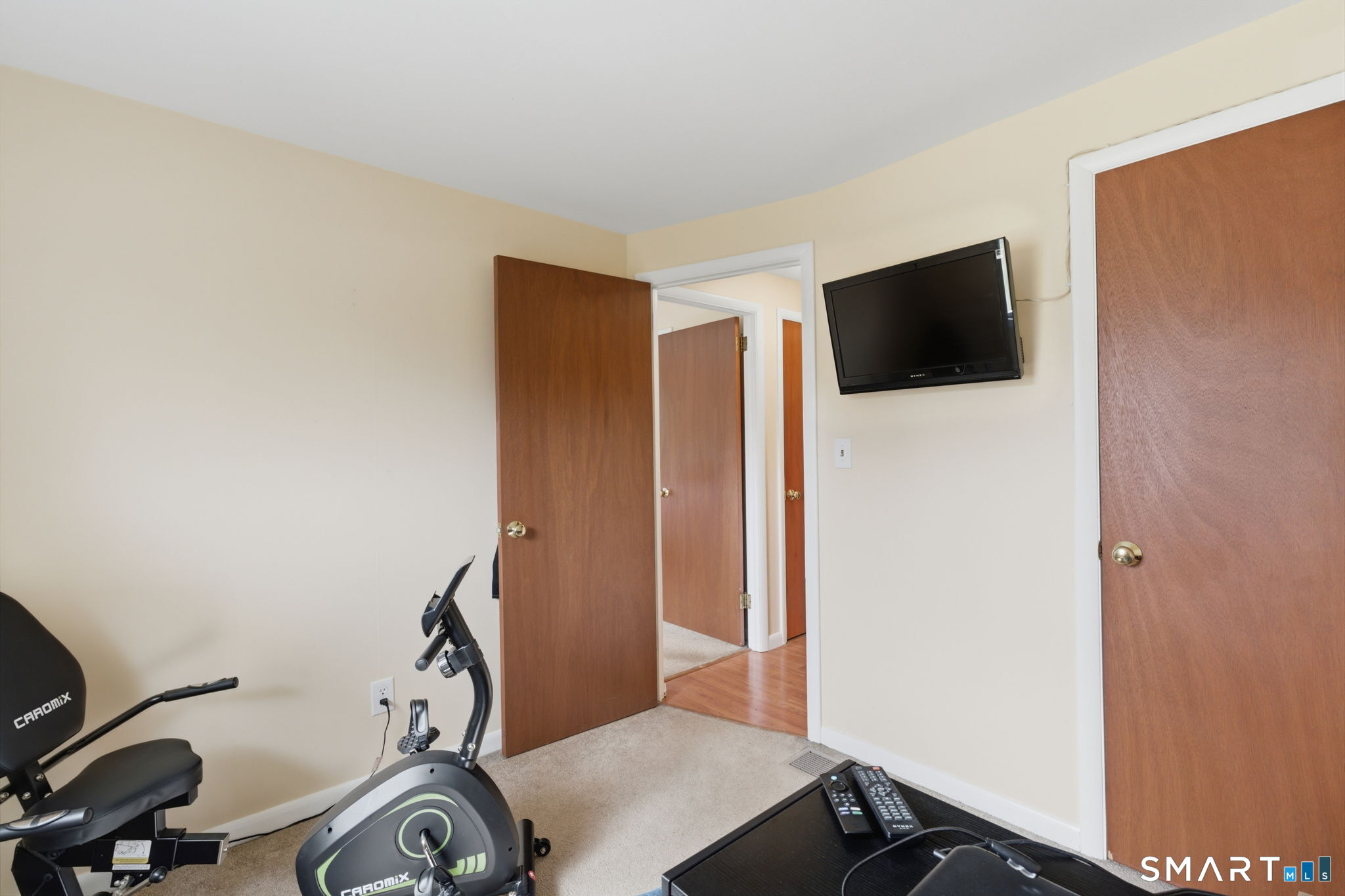 8 Gem Drive Ellington CT 06029