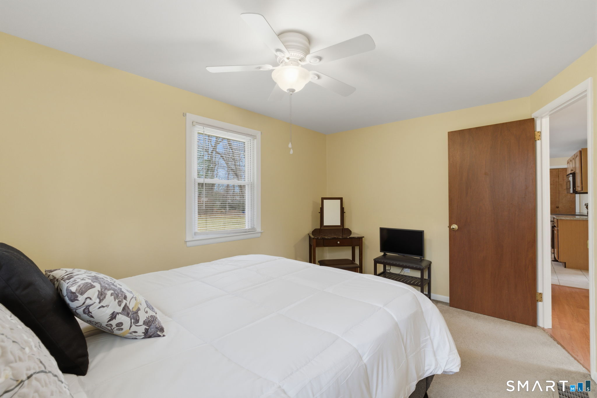 8 Gem Drive Ellington CT 06029