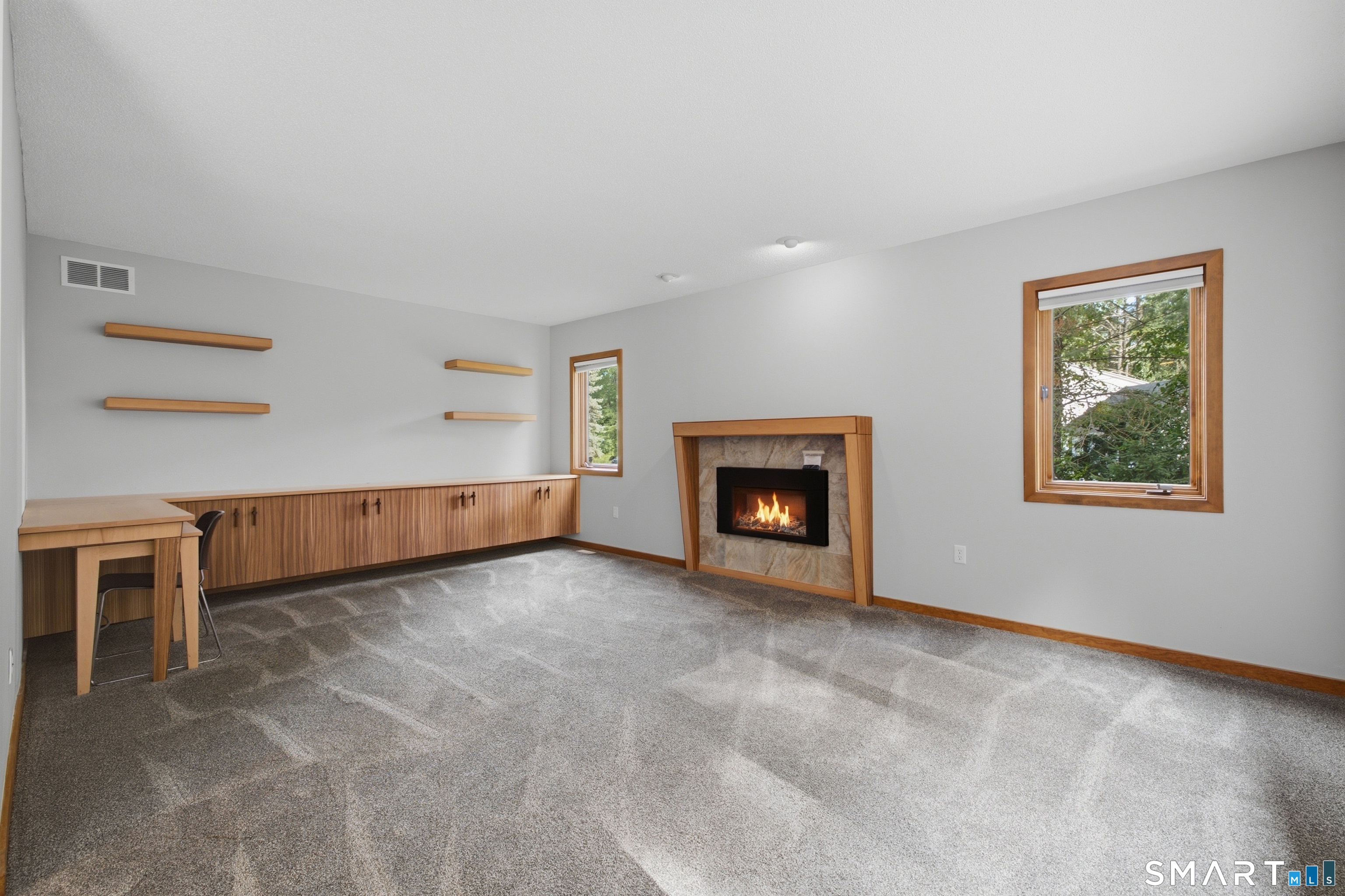 23 Walts Hill Bloomfield CT 06002