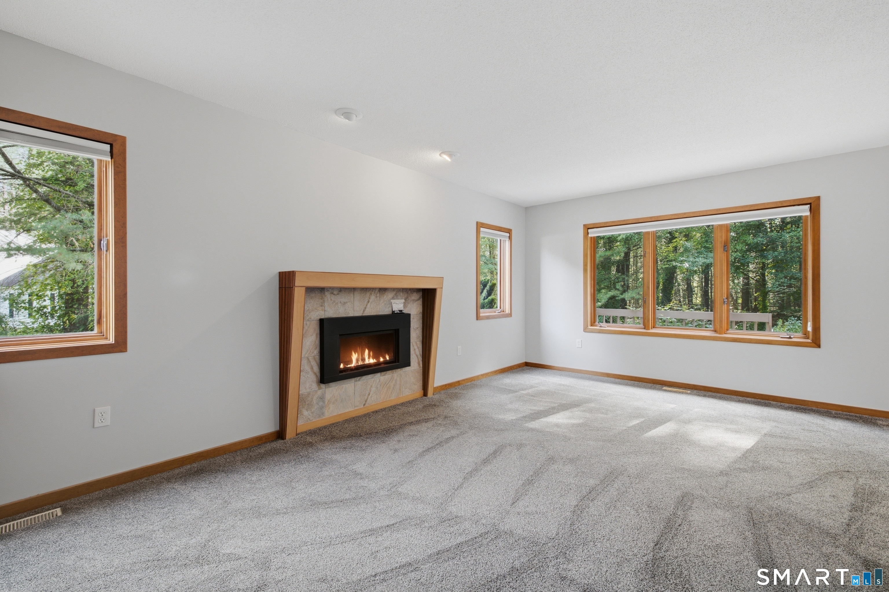 23 Walts Hill Bloomfield CT 06002