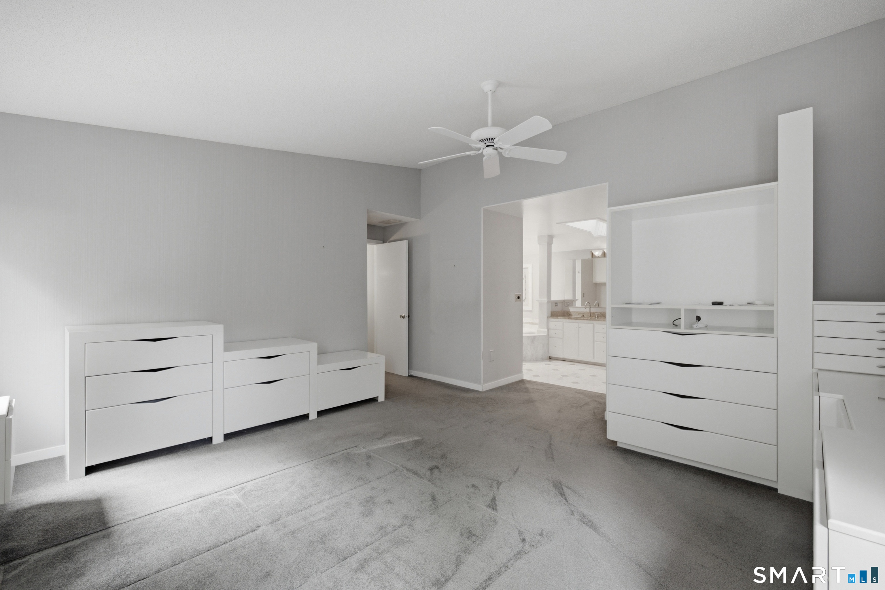 23 Walts Hill Bloomfield CT 06002