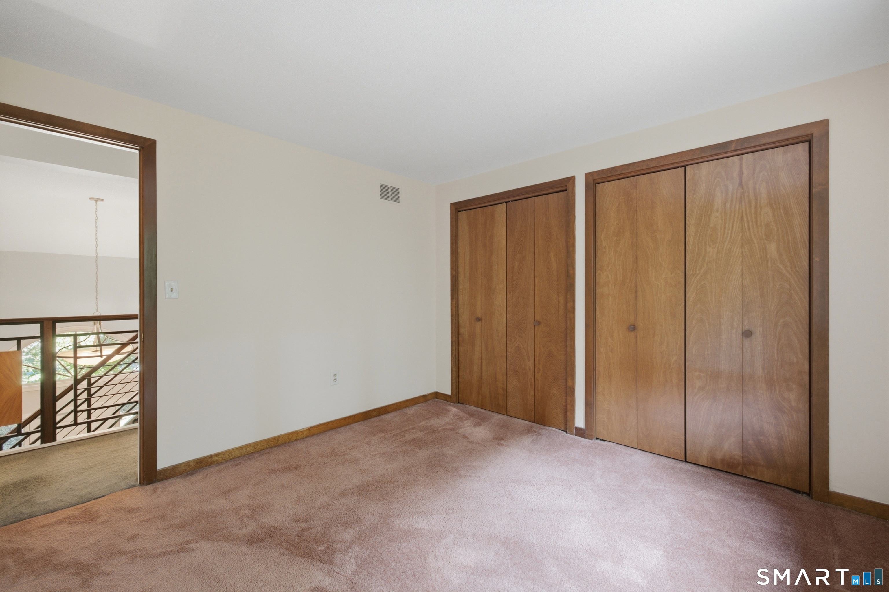 23 Walts Hill Bloomfield CT 06002