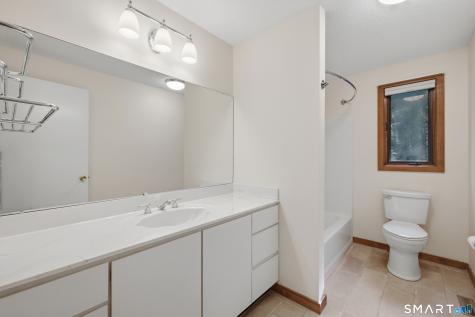 23 Walts Hill Bloomfield CT 06002