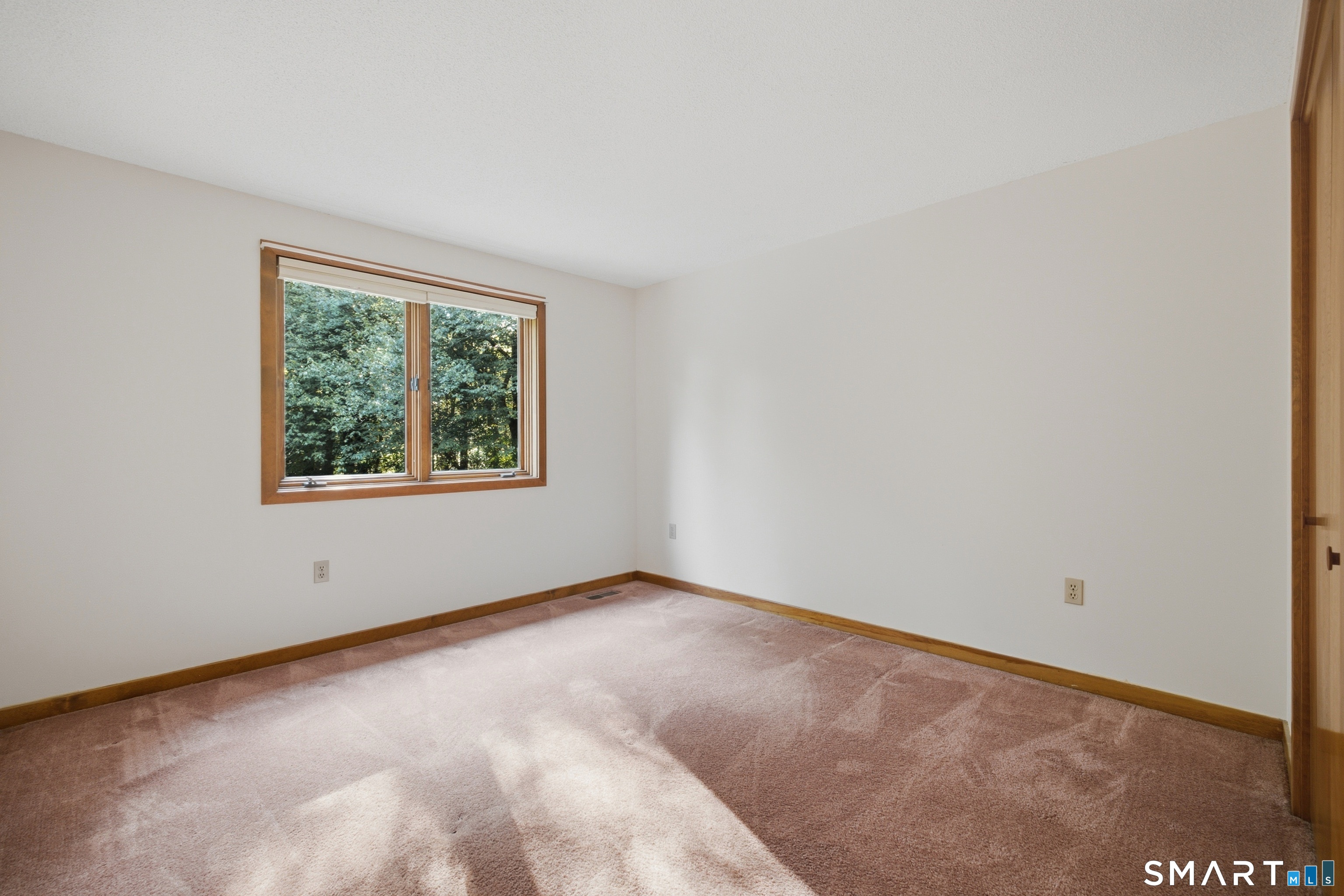 23 Walts Hill Bloomfield CT 06002