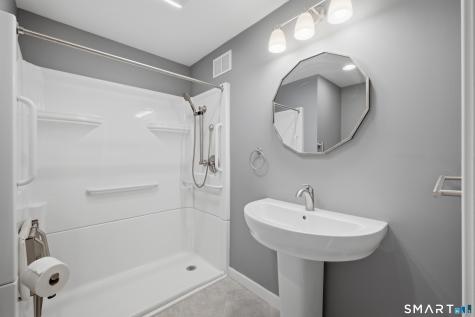23 Walts Hill Bloomfield CT 06002