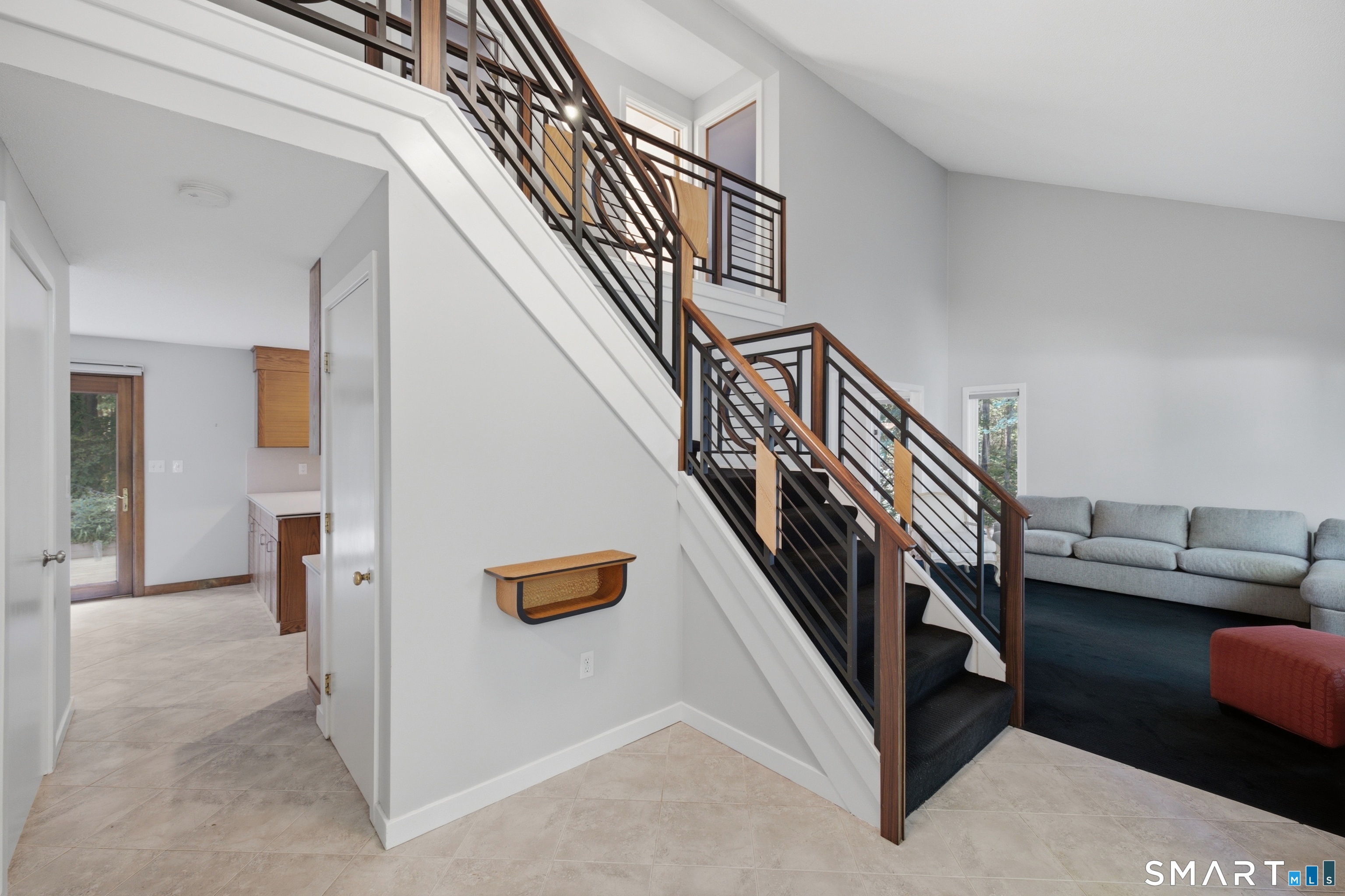 23 Walts Hill Bloomfield CT 06002