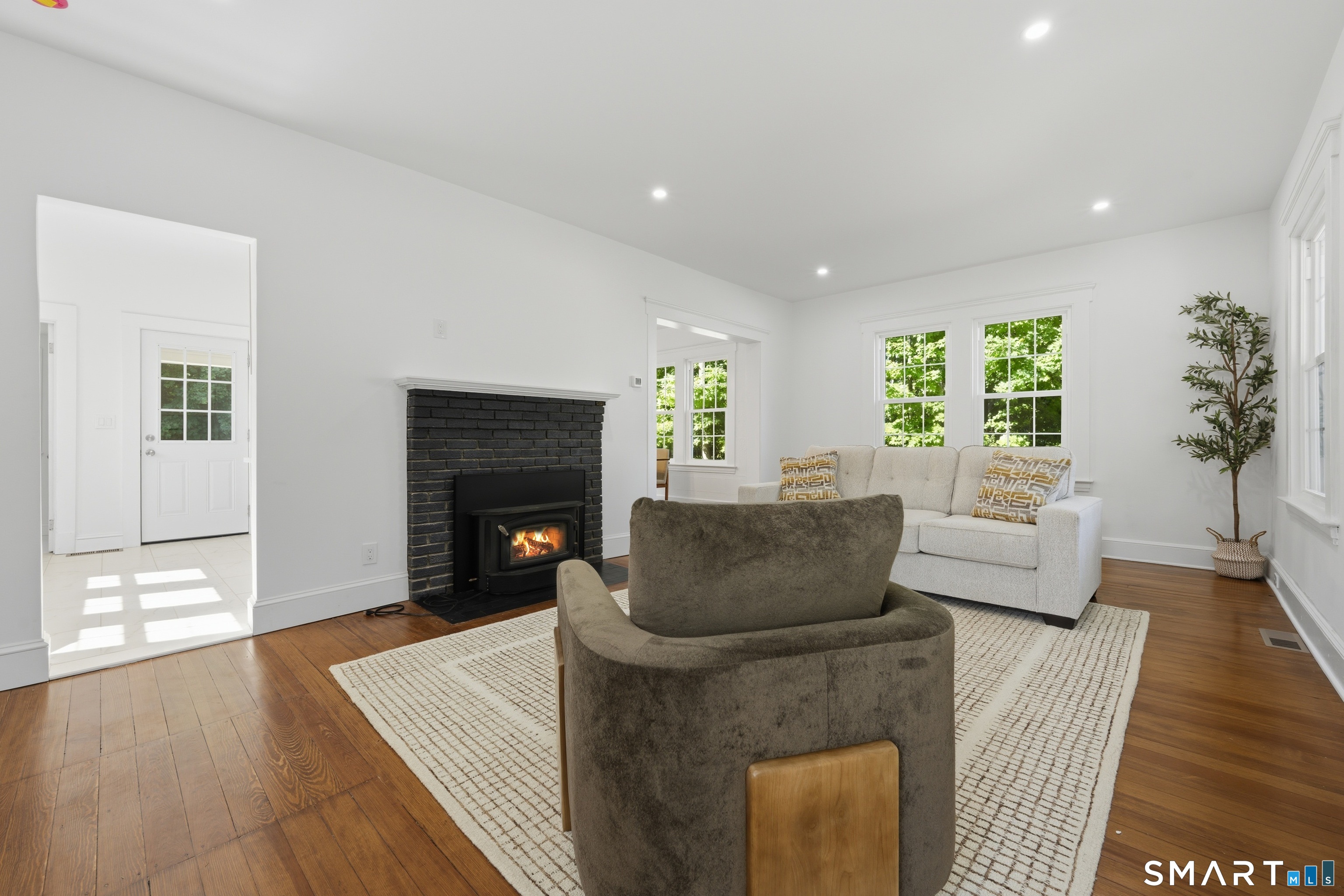 299 West Main Street Milford CT 06460