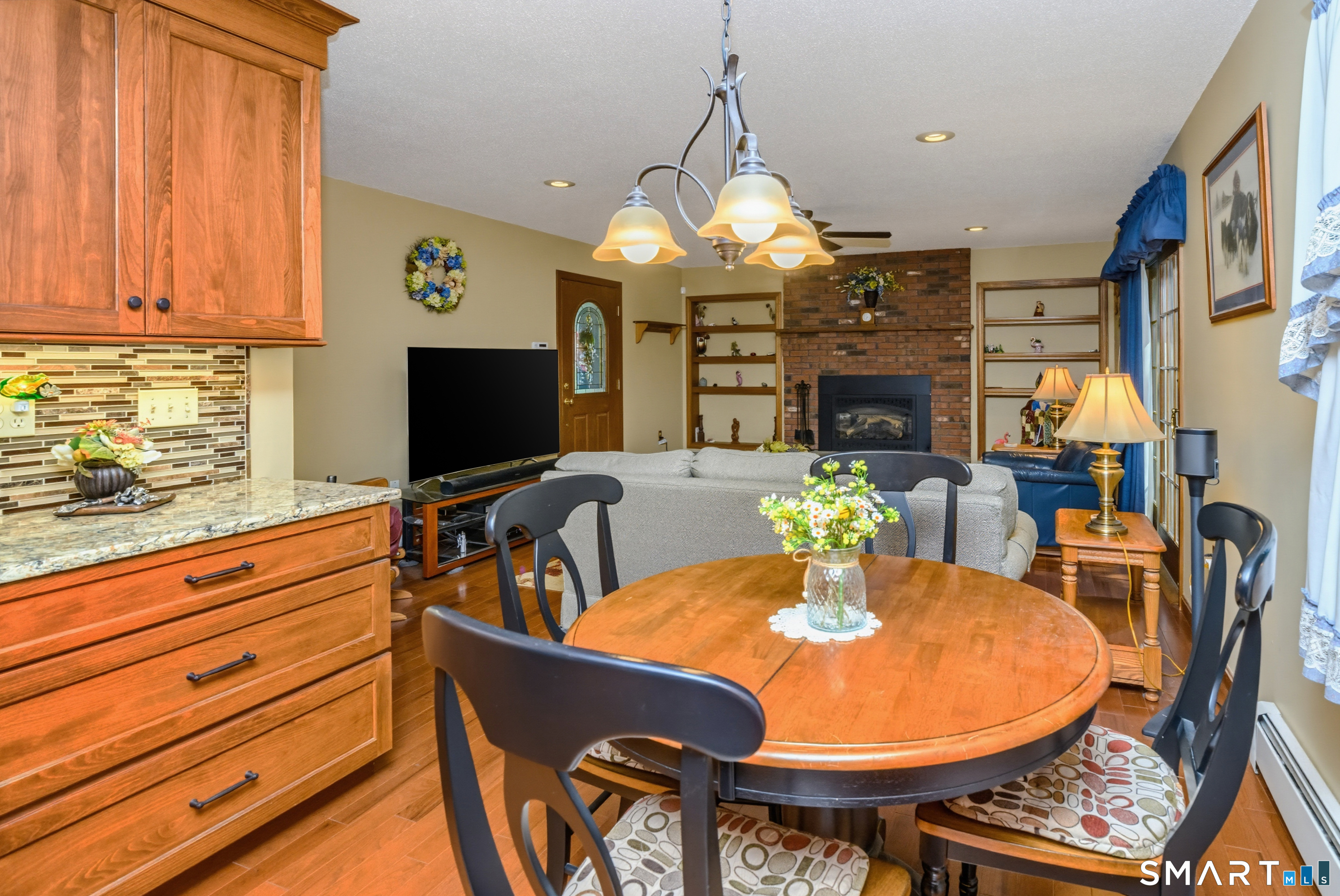 165 Pruett Place Montville CT 06370