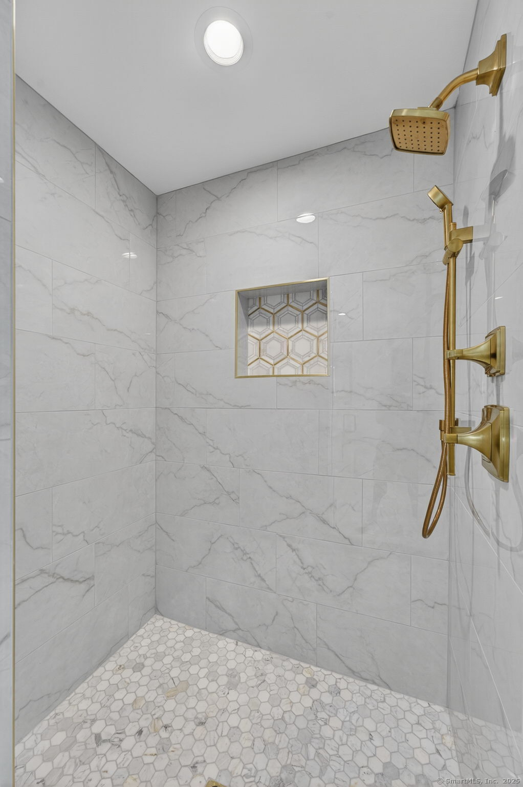 241 Old Farms Road Glastonbury CT 06073