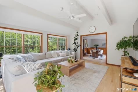 165 Woodpond Road West Hartford CT 06107