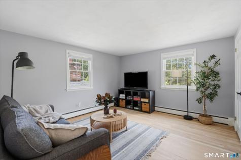 165 Woodpond Road West Hartford CT 06107