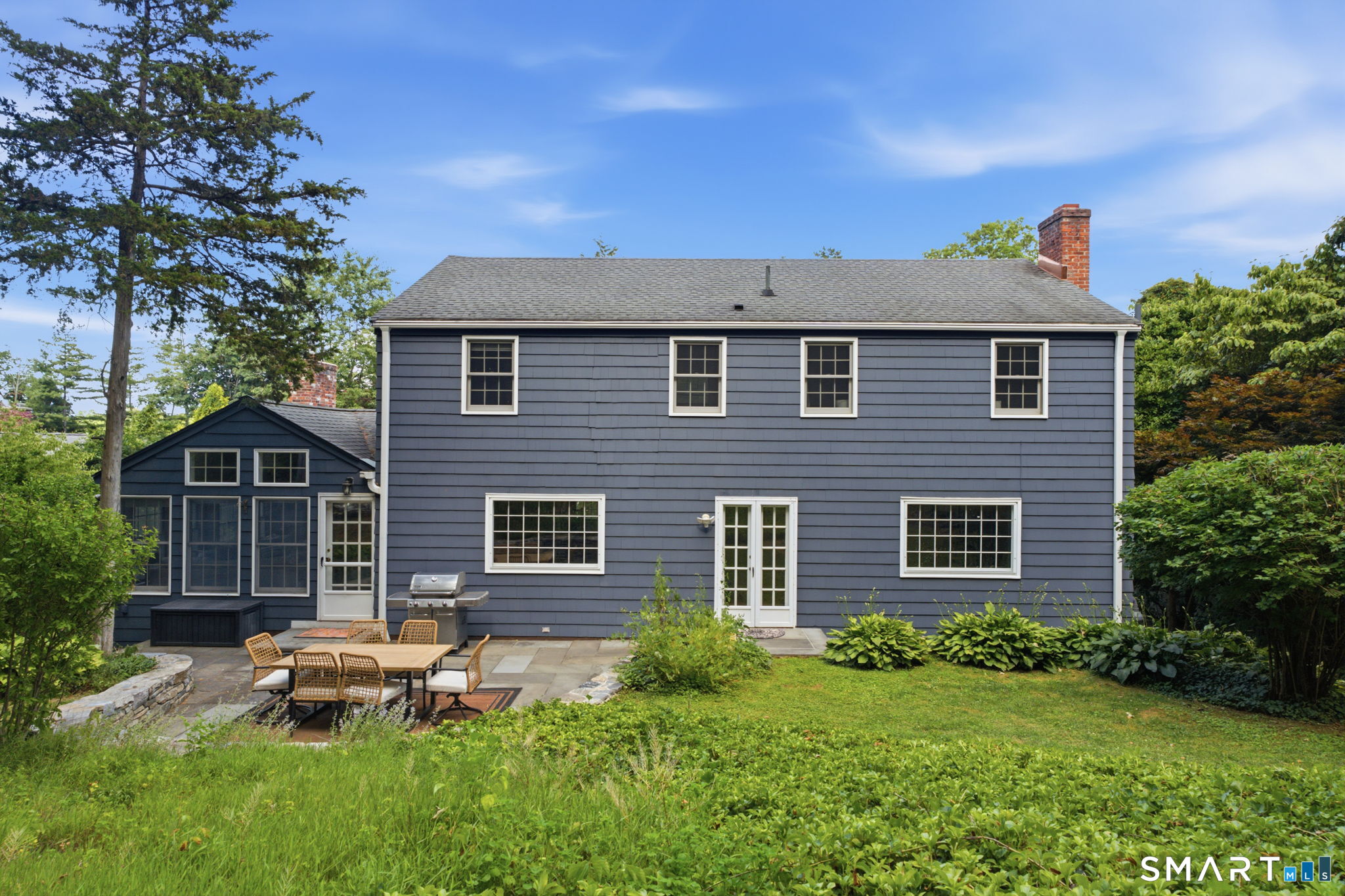 165 Woodpond Road West Hartford CT 06107