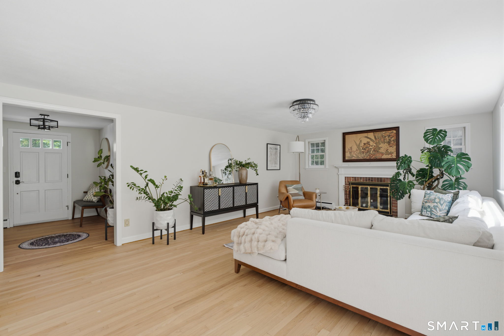 165 Woodpond Road West Hartford CT 06107