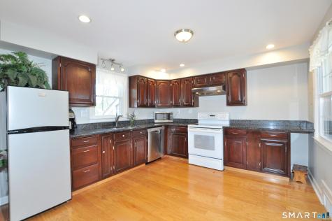 36 Pilgrim Drive Windsor CT 06095