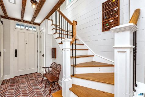 448 Pequot Avenue Fairfield CT 06890
