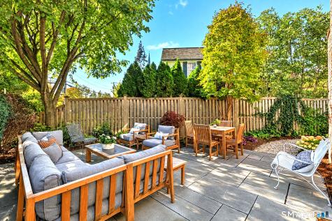 448 Pequot Avenue Fairfield CT 06890