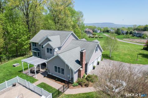 96 Farmingberry Drive Southington CT 06489