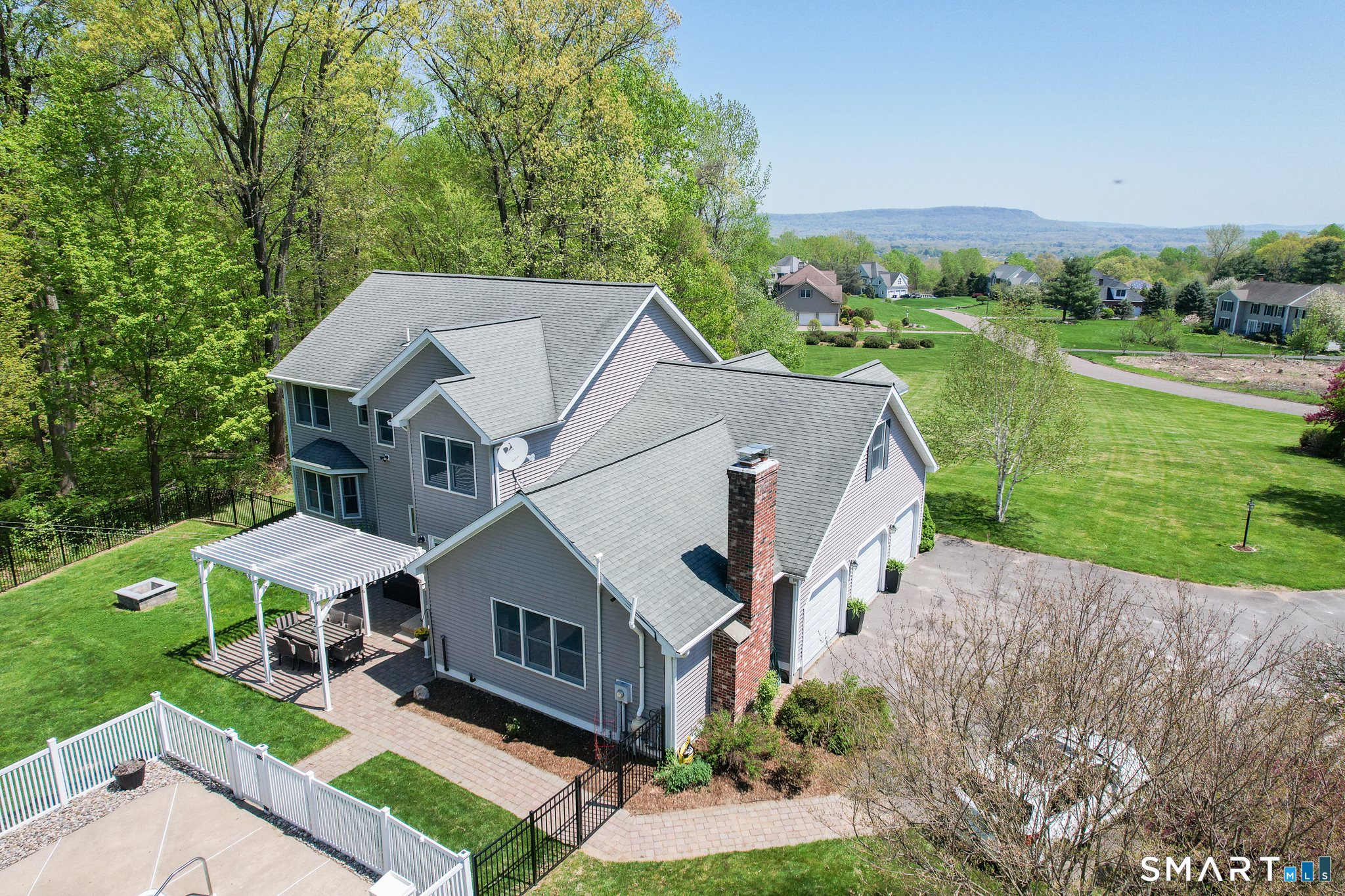 96 Farmingberry Drive Southington CT 06489