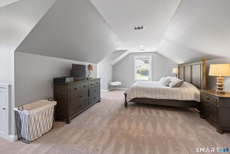 96 Farmingberry Drive Southington CT 06489