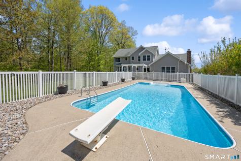 96 Farmingberry Drive Southington CT 06489