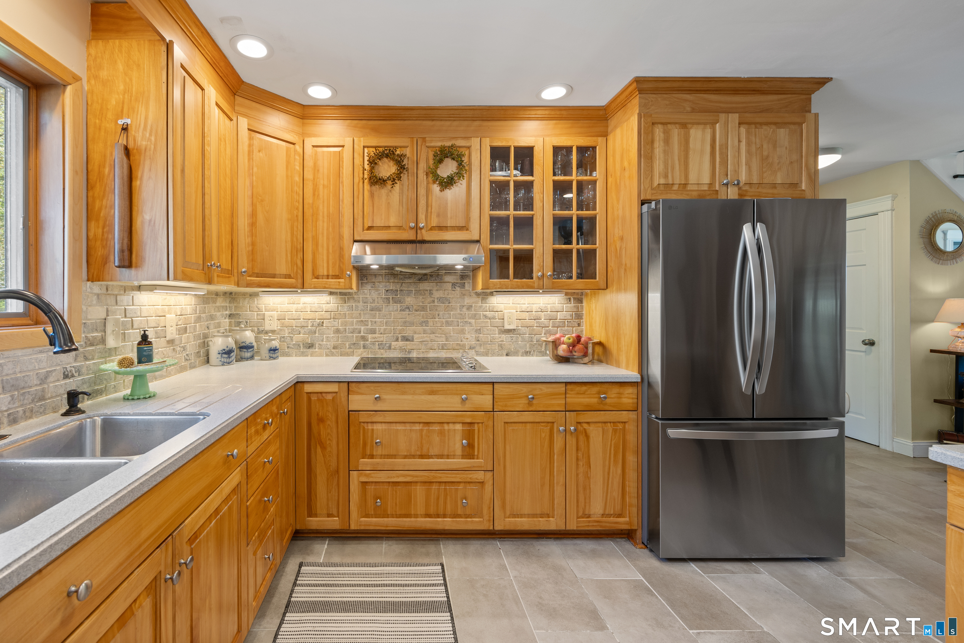 96 Farmingberry Drive Southington CT 06489