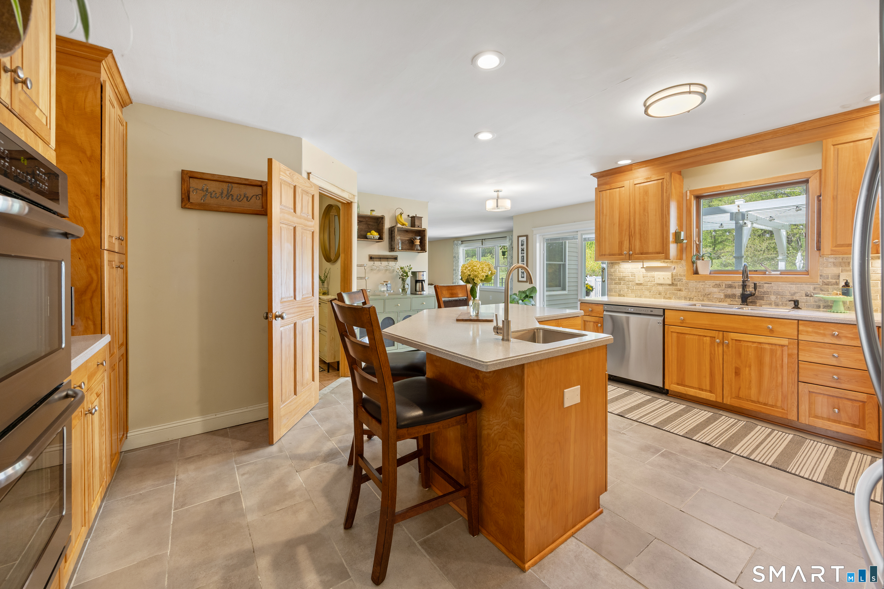 96 Farmingberry Drive Southington CT 06489