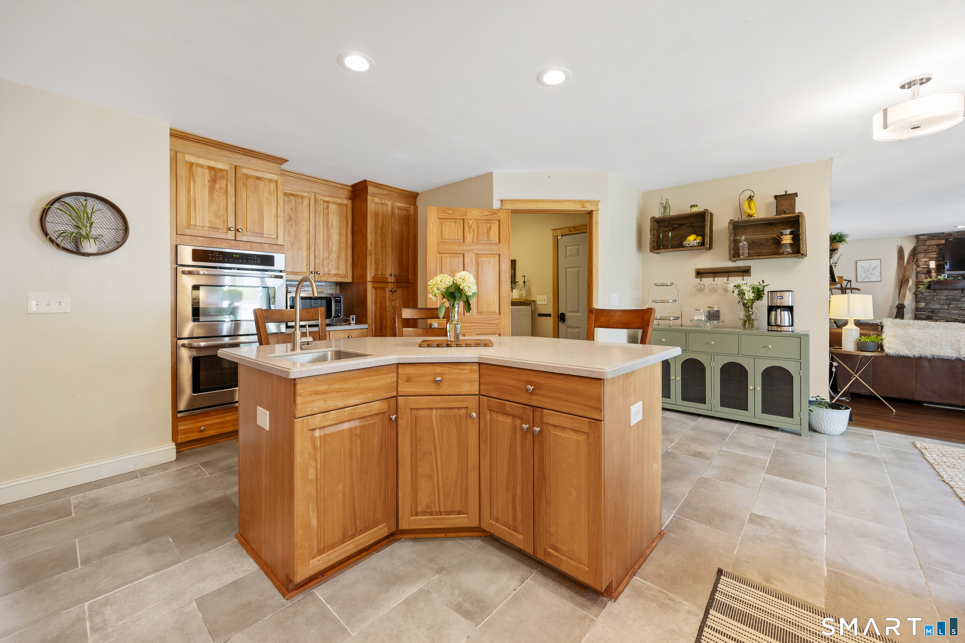96 Farmingberry Drive Southington CT 06489