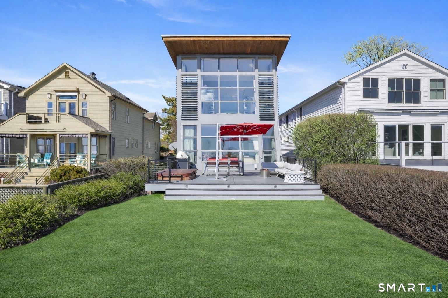 274 Pine Creek Avenue Fairfield CT 06824